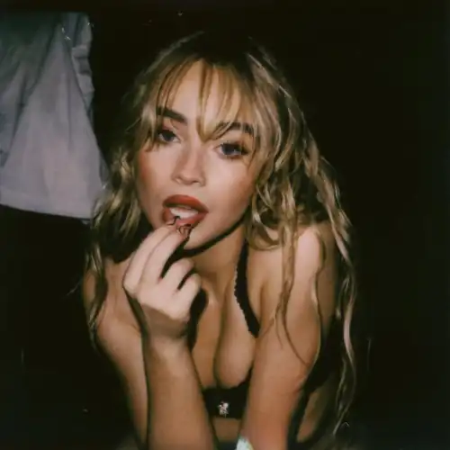 Sabrina Carpenter [Alt]